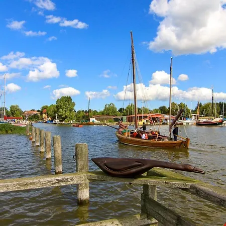 Дом отдыха Cozy In With Sauna Циров